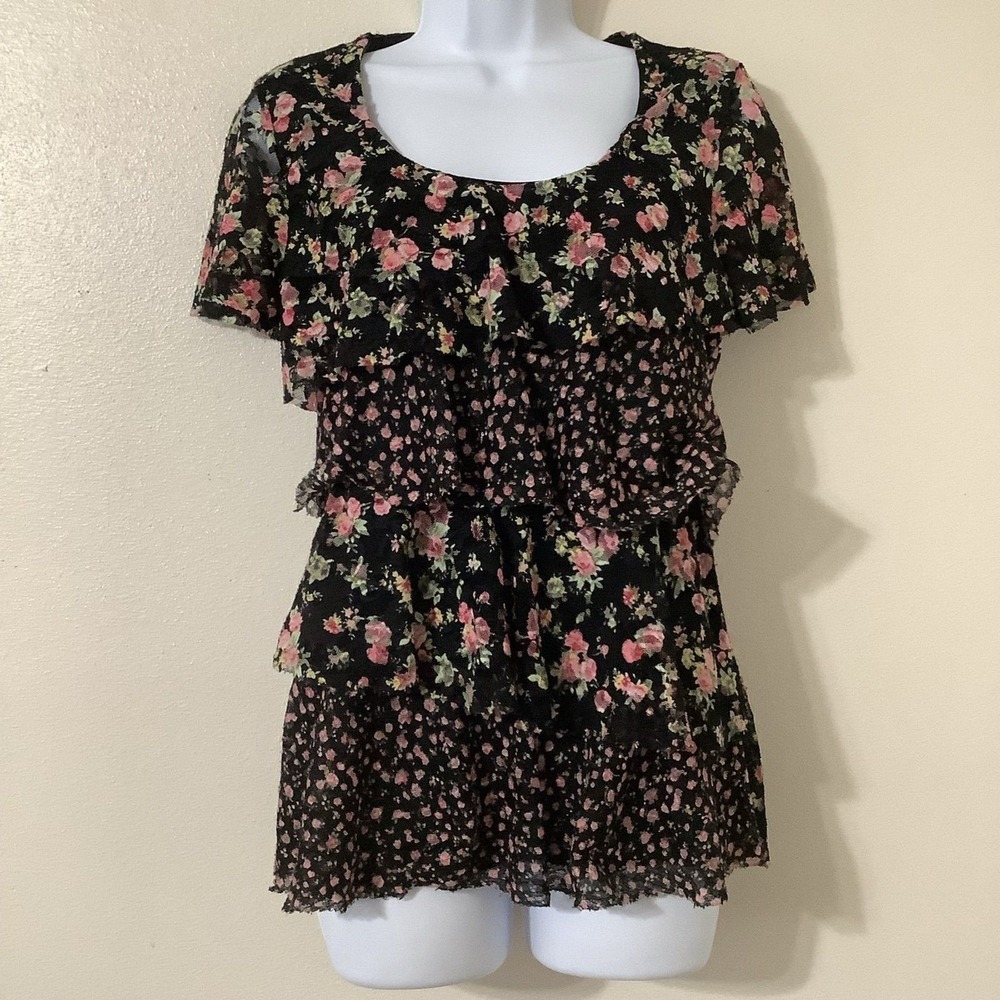 Vintage Y2K Lace Top S Black Floral Ruffle Dark Cottagecore Whimsigoth Fairy